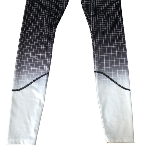 Forever 21 Ombré Leggings SZ S - Picture 2 of 5